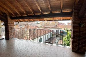 Open space con soppalco e terrazzo coperto