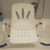 Sedia girevole per vasca da bagno