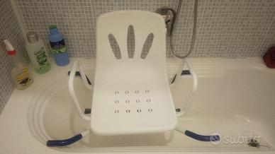 Sedia girevole per vasca da bagno