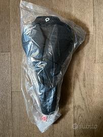 Sella Prologo Scratch M5 Tirox