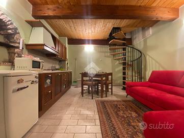 2 LOCALI A ACQUASPARTA