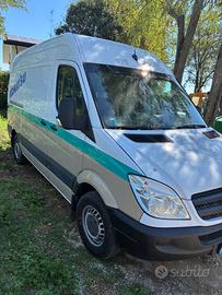 Mercedes sprinter