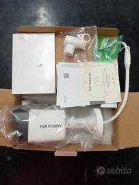 Telecamera IP Hikvision DS-2CD1023G0E-I 2MP PoE IR