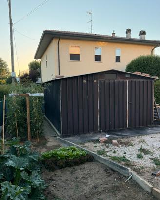 Garage prefabbricato in lamiera 5×4 m (20 m²)