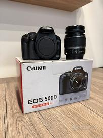 Canon EOS 500D + Obiettivo EF-S 18-55mm IS