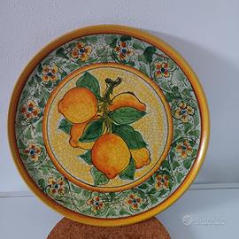 Piatto in ceramica di Caltagirone