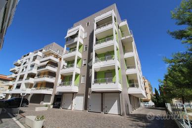 4 LOCALI A PESCARA