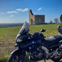 Suzuki v Strom DL 1000