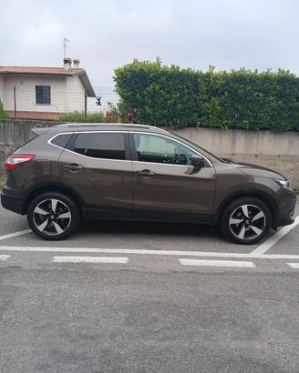 Nissan Qashqai J11