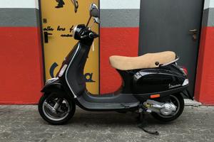 Piaggio Vespa 50 LX