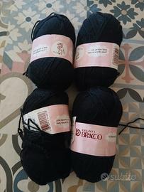 Gomitoli di lana merino