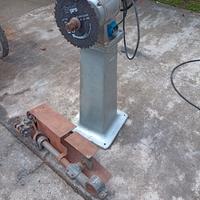 Smerigliatrice e mola a nastro