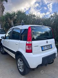 Panda 4x4 climbing