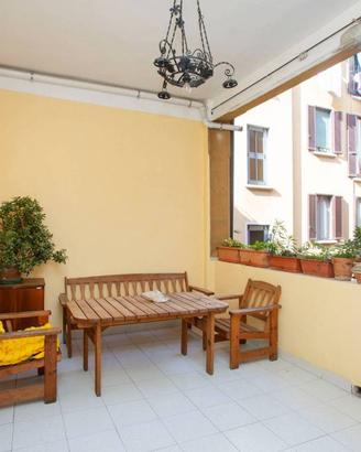 Stanza in appartamento di 92 m² a Milano