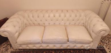 Divano in pelle 