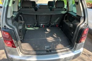 Vw touran 2003 tdi 2.0 136 cv anche neopatentato