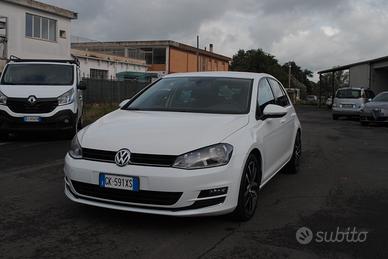 Volkswagen Golf 1.6 TDI DSG 5p. Comfortline BlueMo