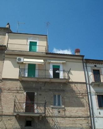 Casa indipendente di 200 m² con 4 locali a Lancian