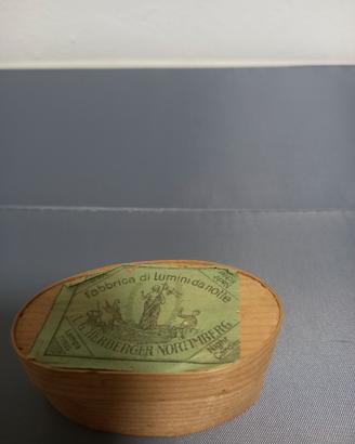 s catolo in legno  lumini