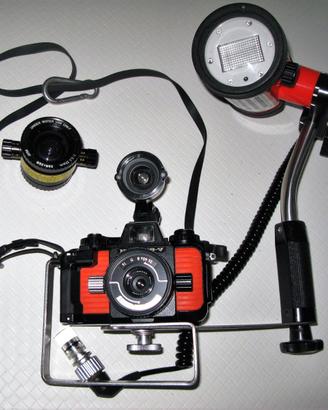 fotocamera sub niconos 5