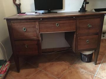 Scrivania antica inizio ‘900