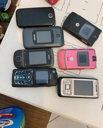 Cellulari anni 90/2000