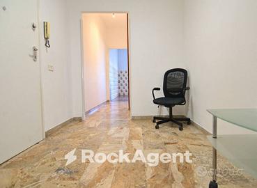 OSTIA LIDO - BILOCALE CON TERRAZZO VISTA MARE E PO