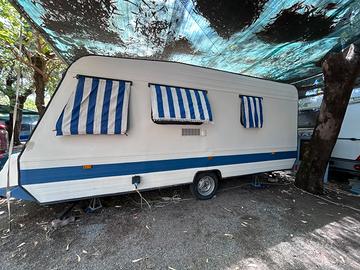 Roulotte Adria 500 TK1 – 5 posti letto