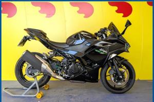 KAWASAKI Ninja 500 Finanziabile - Nero - 9389