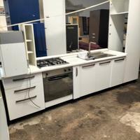 cucina lineare 275