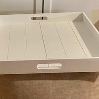 Vassoio bianco in legno mis. 48 x48 (lav. shabby)