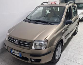 Fiat Panda 1.2 GPL casa madre!
