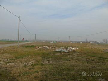 Rustico / Casale di 205 m² con 4 locali e box auto