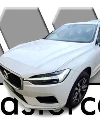 VOLVO XC60 XC60 II 2018 2.0 b4 Momentum Pro awd