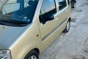 OPEL AGILA 1.3 TURBO ANNO 2005 IDEALE A NEOPATENTA