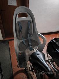 Seggiolino posteriore per bicicletta