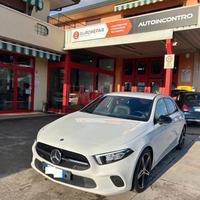 MERCEDES - Classe A A 180 d Sport Night edition