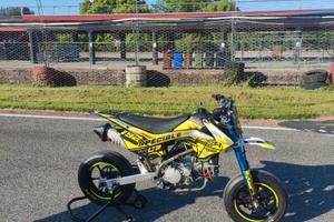 Ayrton legend superleggera