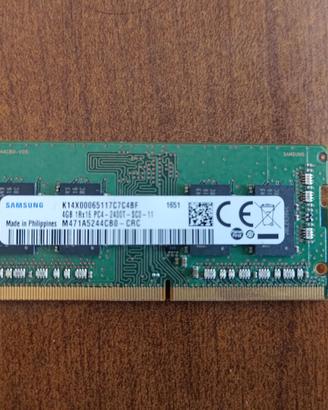 Samsung M471A5244CB0-CRC 4 GB DDR4