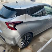 Nissan Micra acenta incidentata 
