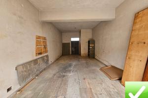 Locale Commerciale C2 Con Cortile San Gregorio