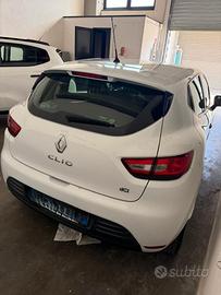 clio van
