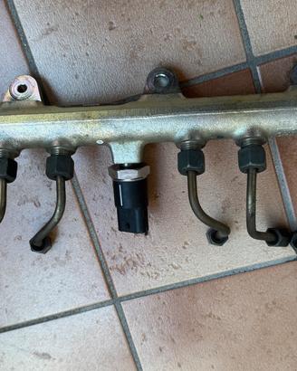 Rail con sensore e tubi Alfa 147/156 Jtd