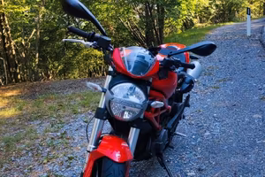 Ducati Monster 796