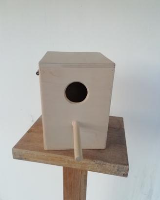 nidi per cocoriti e calopsiti 