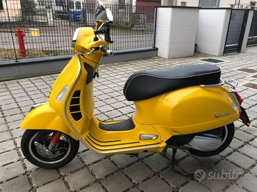 Vespa Gts 300 hpe