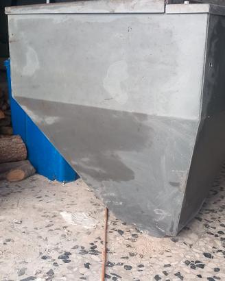 Coclea con tramoggia/serbatoio/silo per pellet