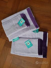 2 COPPIE DI ASCIUGAMANI CON PIZZO NUOVI