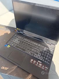 PC PORTATILE NITRO V