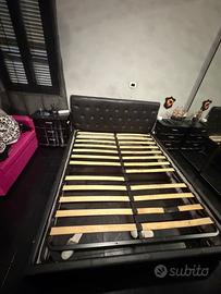 Struttura letto più comodini